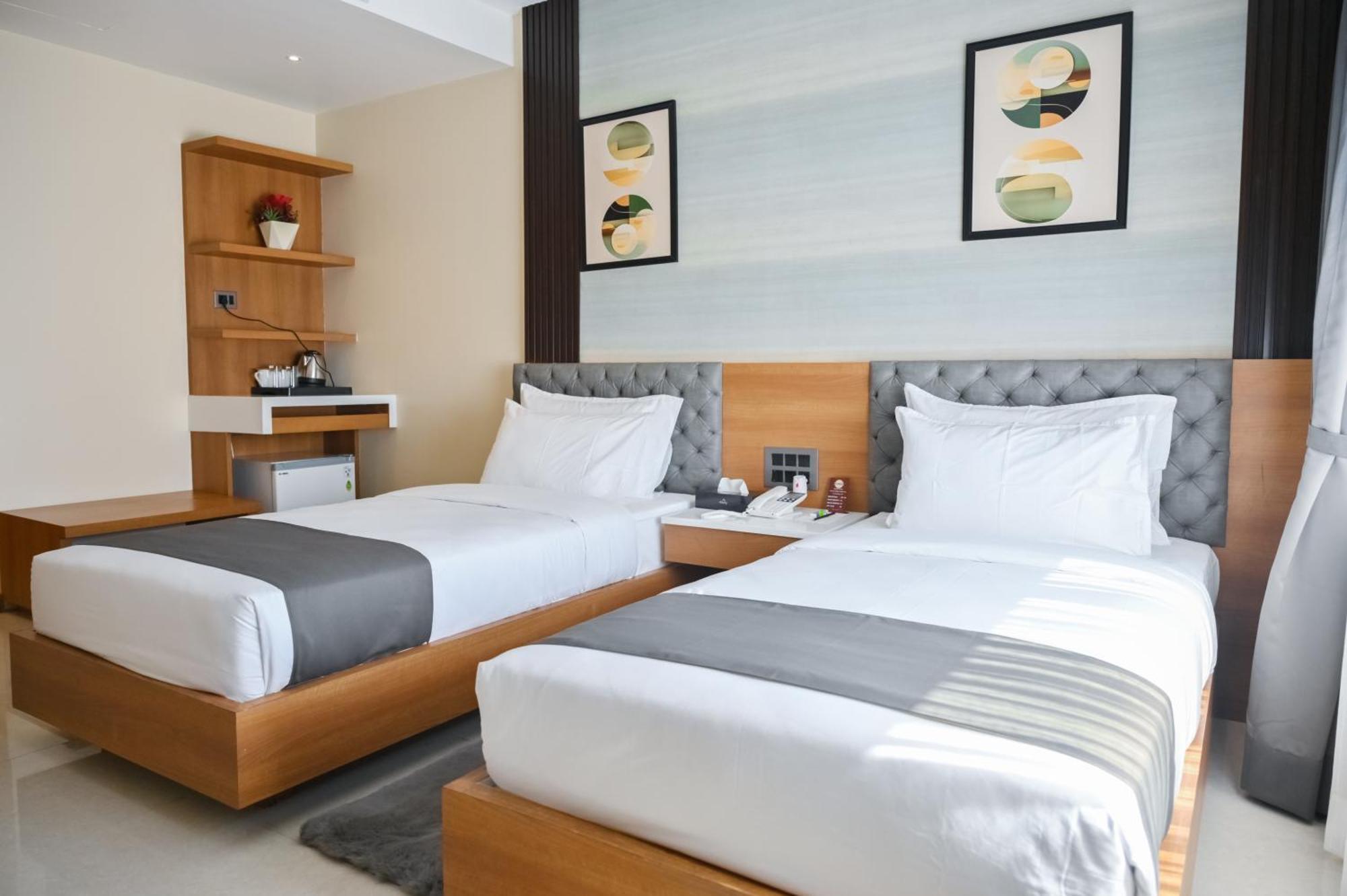 Hotel Barak View Residency Сілчар Екстер'єр фото